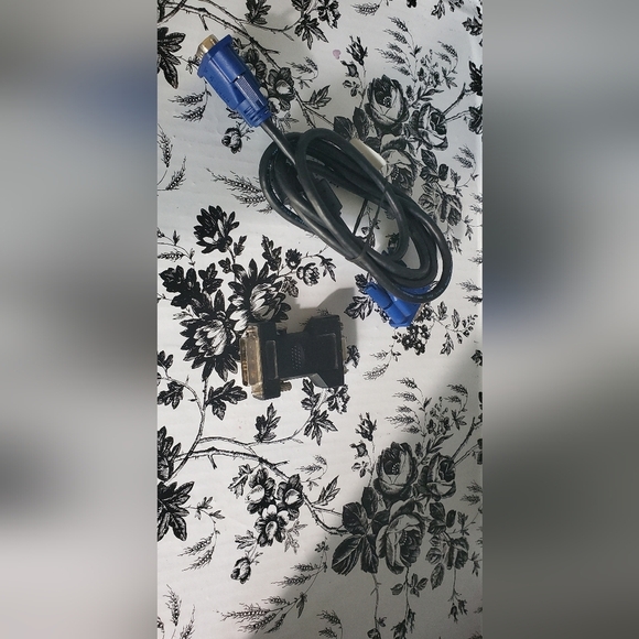 Lenovo USB 2.0 Port Replicator With Digital Video 0A33947 - Picture 11 of 11